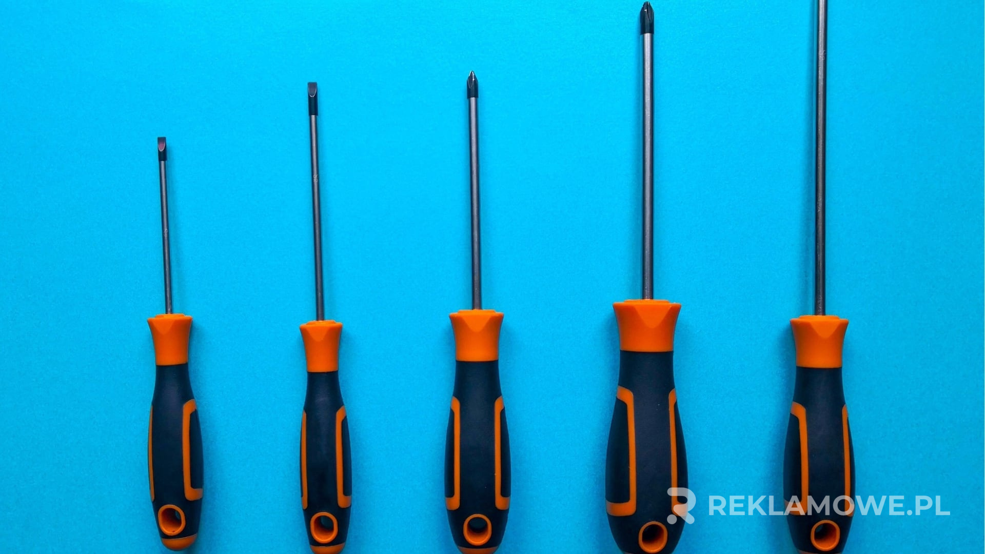 Promocyjny śrubokręt i zaangażowanie klienta